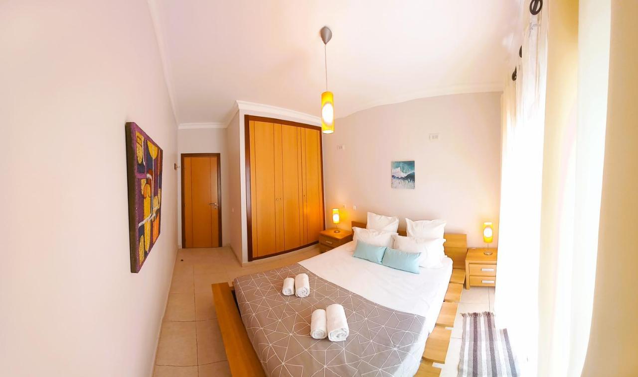 Nelo'S Cousy Place Apartment Portimao Exterior photo