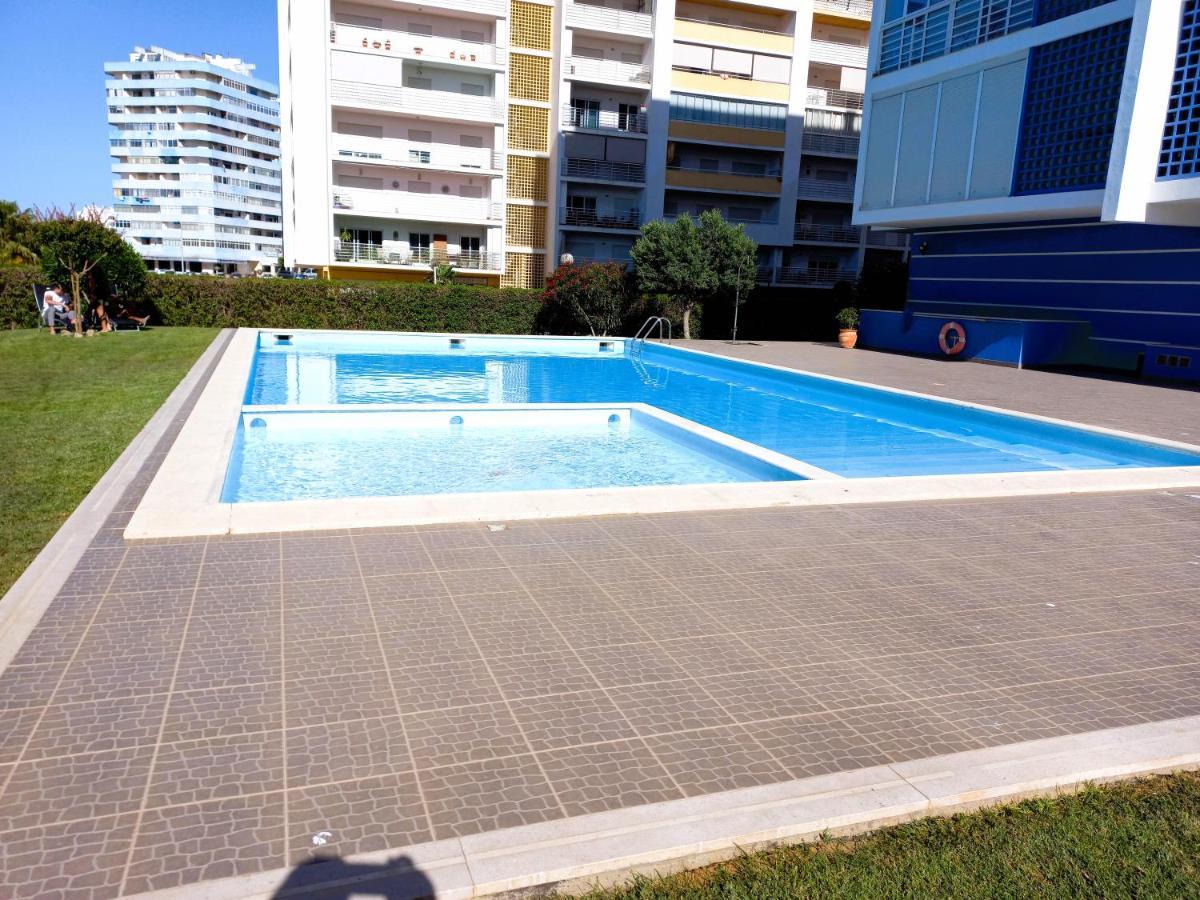 Nelo'S Cousy Place Apartment Portimao Exterior photo